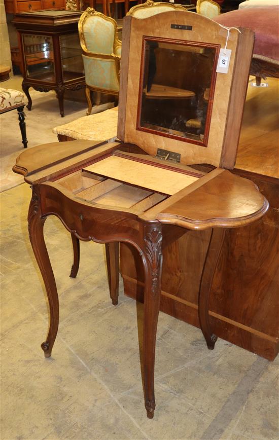 A boudoir Louis XV style walnut enclosed wash stand, W.92cm, D.46cm, H.76cm